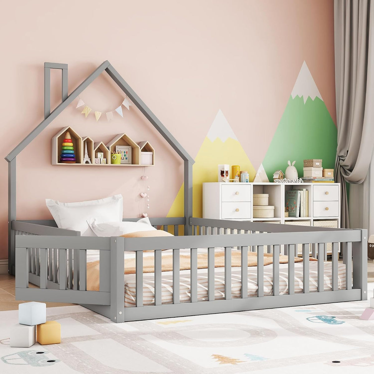 Merax Kinderbett Bodenbett 140x200 cm Hausbett mit Rausfallschutz & Lattenrost, Holz Bettgestell(ohne Matratze), Montessori Bett, Schornsteinform