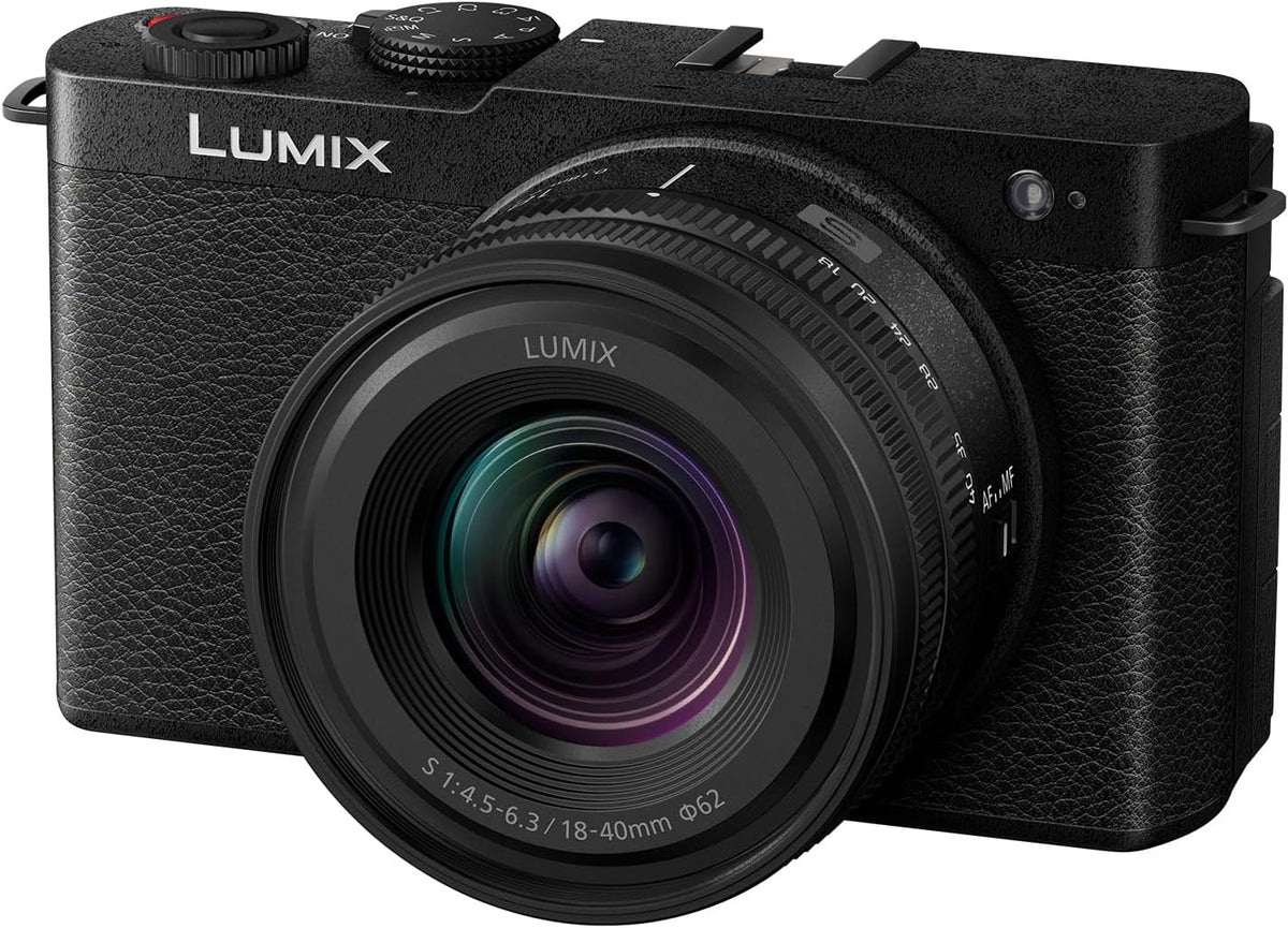 Panasonic Lumix DC-S9NE-K Spiegellose Vollformatkamera, mit Objektiv S-R1840E., 6K/4K, 779-Punkt-PDAF, 180°-Flex.-Monitor, Open Gate Vlogging, 24,2 MP